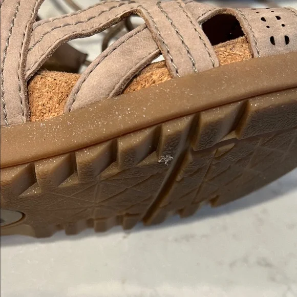 Earth Origins THE CORIE Lace-Up Sandals -CoCo Nubuck Adjustable Powerpath Foot - Picture 9 of 10